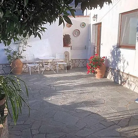 Casetta Minghitto Relaxing In Capri 4*