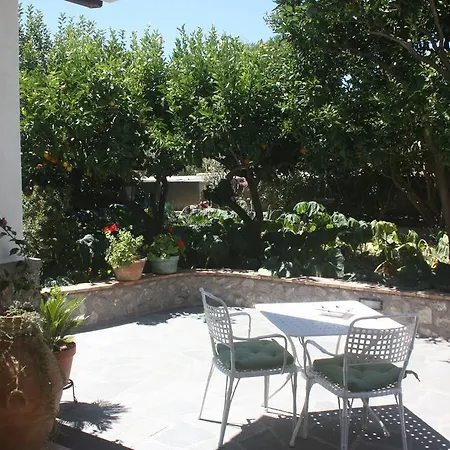 Casetta Minghitto Relaxing In Capri 4*
