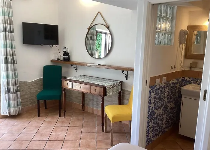 Oda ve Kahvaltı Casetta Minghitto Relaxing In Capri 4*