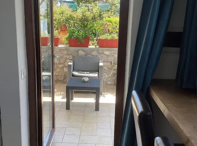 Casetta Minghitto Relaxing In Capri Bed and Breakfast Ανακάπρι