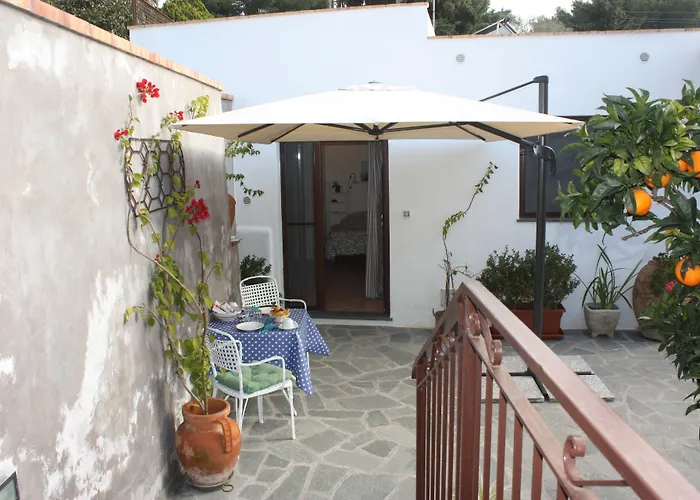 Casetta Minghitto Relaxing In Capri Oda ve Kahvaltı 4*