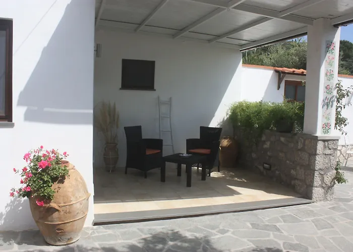 Casetta Minghitto Relaxing In Capri 4*