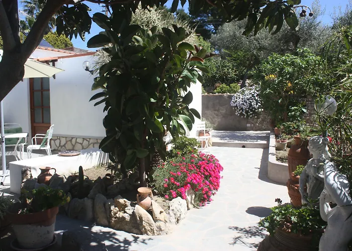 Casetta Minghitto Relaxing In Capri 4*