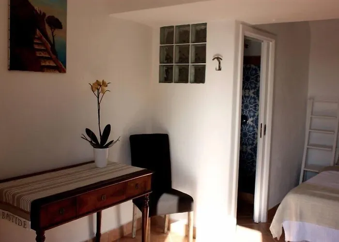 Bed and Breakfast Casetta Minghitto Relaxing In Capri 3*