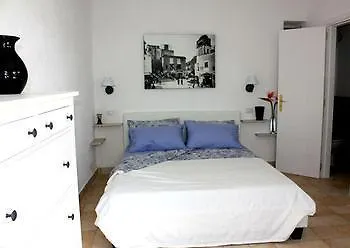 Bed and Breakfast Casetta Minghitto Relaxing In Capri 3*