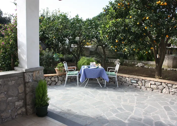 Casetta Minghitto Relaxing In Capri 3* Anacapri (Isola di Capri)