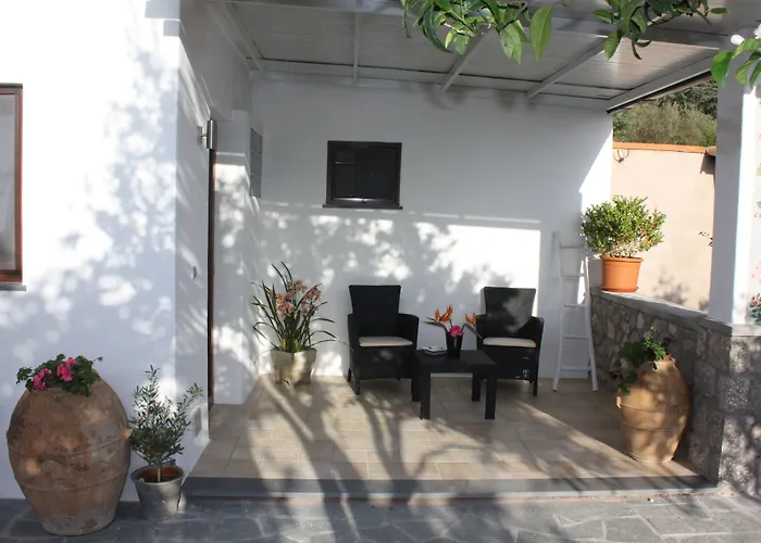 Casetta Minghitto Relaxing In Capri 3*